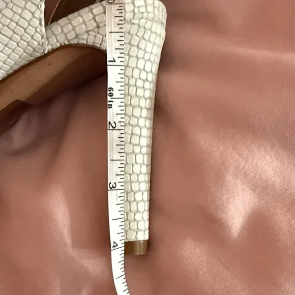 BCBGMaxAzria white Textured Women's Sandals - Picture 7 of 7